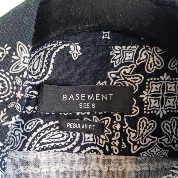 Size S & M Basement Mens Dress Casual Short Sleeve Regular Fit NWO Cotton/ Linen - Picture 7 of 7